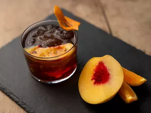 Atalaya_Bar_Lounge-Banyan_Tree_Veya-Valle_de_Guadalupe-2.jpg 