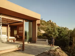 Serenity_Pool_Villa-Private_Retreat-Banyan_Tree_Veya-Valle_de_Guadalupe